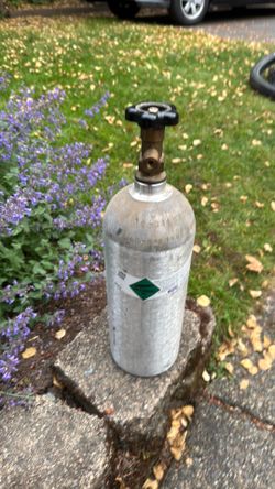 5lb CO2 canister.
