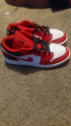 Air Jordan size 4Y for kid