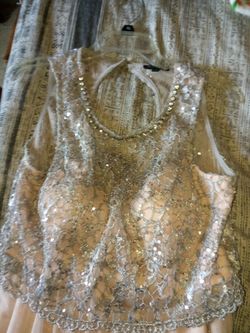 two piece dress (top&bottom)