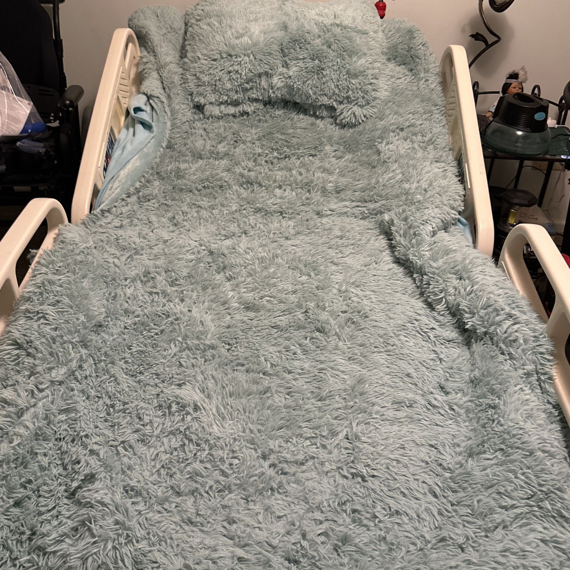 Stryker Secure II Adjustable Bed