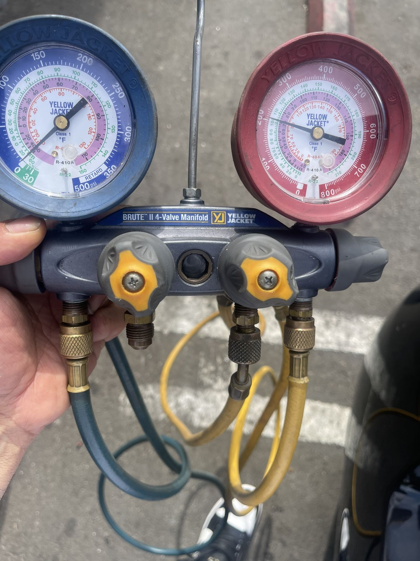 Yellow Jacket Gauges