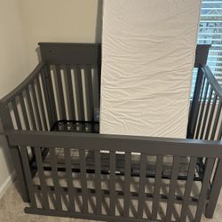 Crib And Changing Table With Drawers 