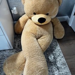 Giant stuffed Teddy Bear