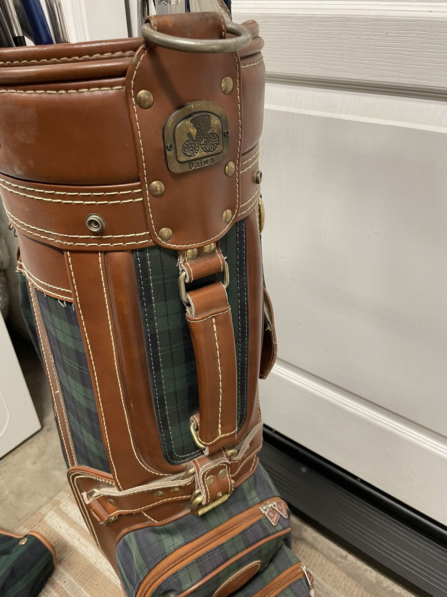 Daiwa Golf Bag With Golf Clubs Set 