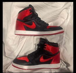 Wmns Air Jordan 1 Retro High OG ‘satin bred’