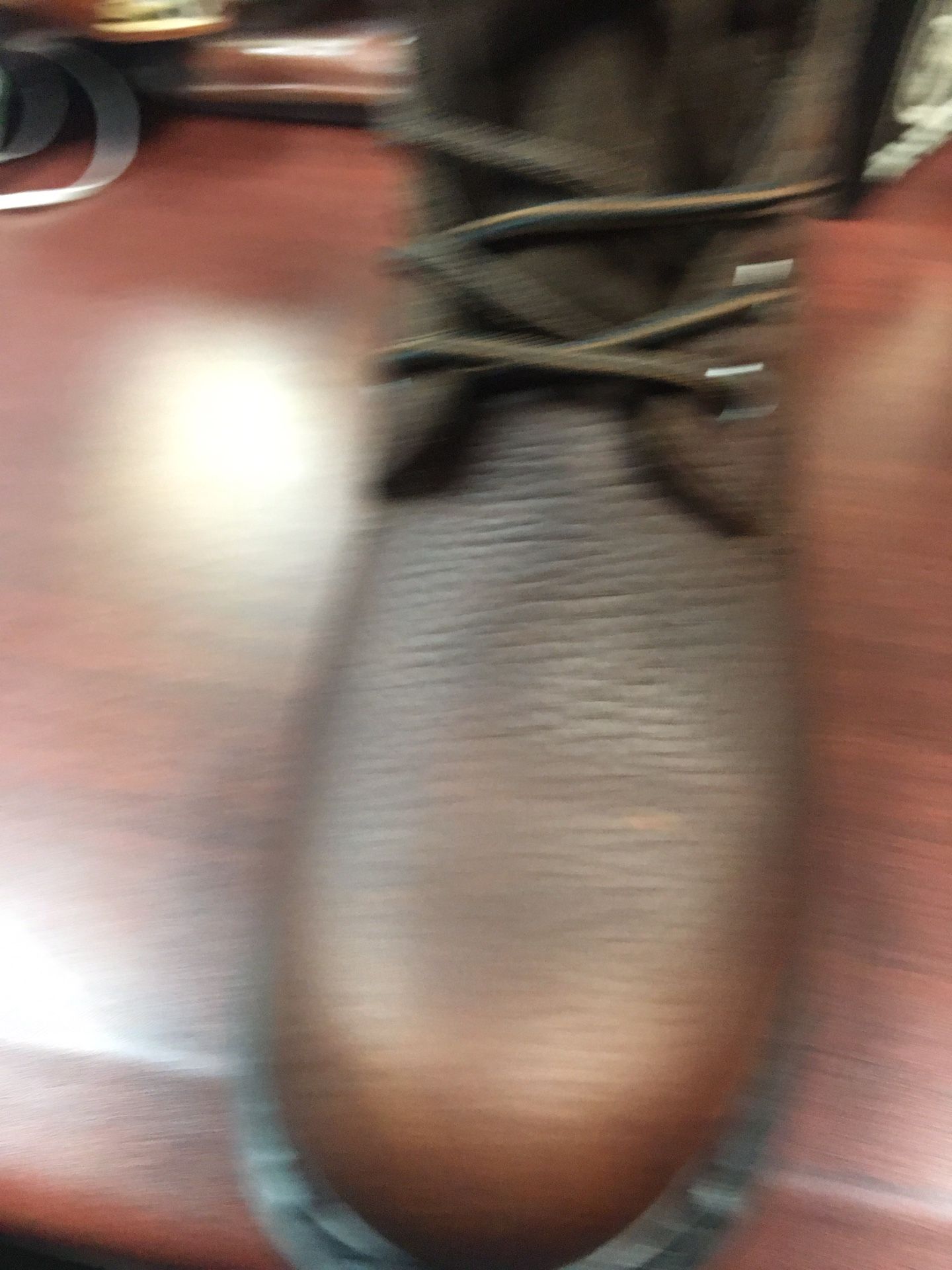 Zapato de piel para el trabajo color café