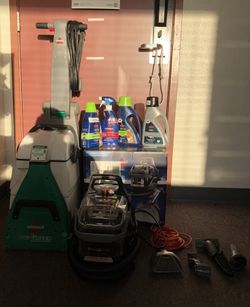 Bissell carpet cleaner/steamer set