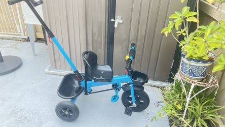 Tricycle