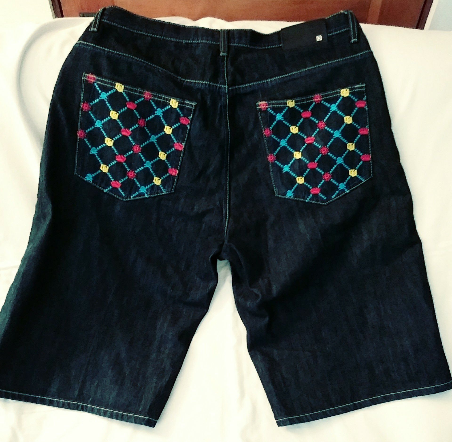 Men's denim shorts. G-Unit clothing company. Size 36W x 15L