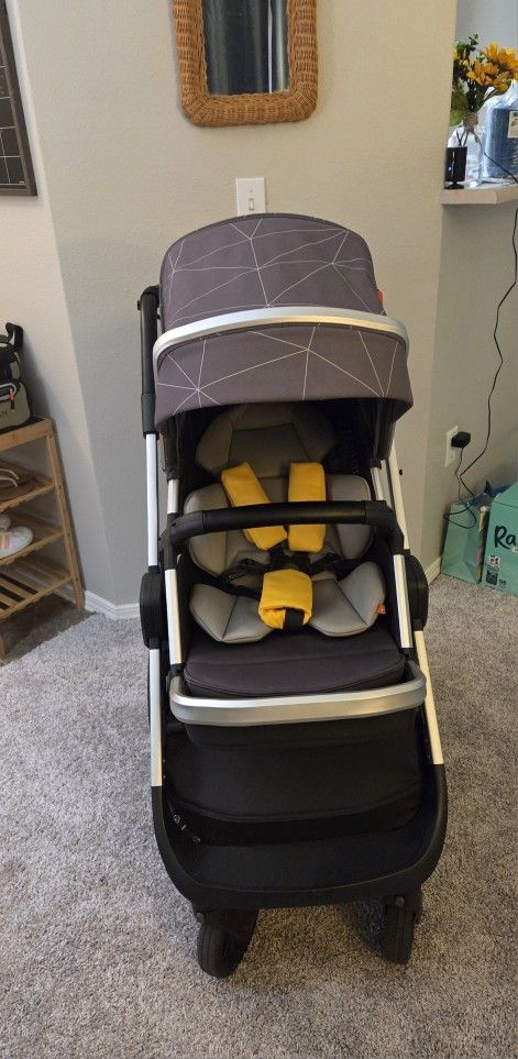 Diono Quantum Classic Stroller