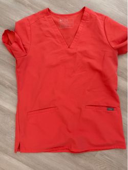Women figs top