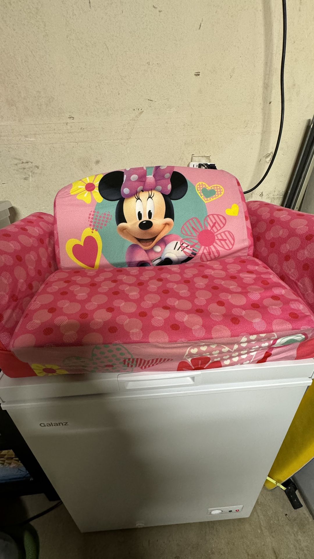 minnie mouse couch