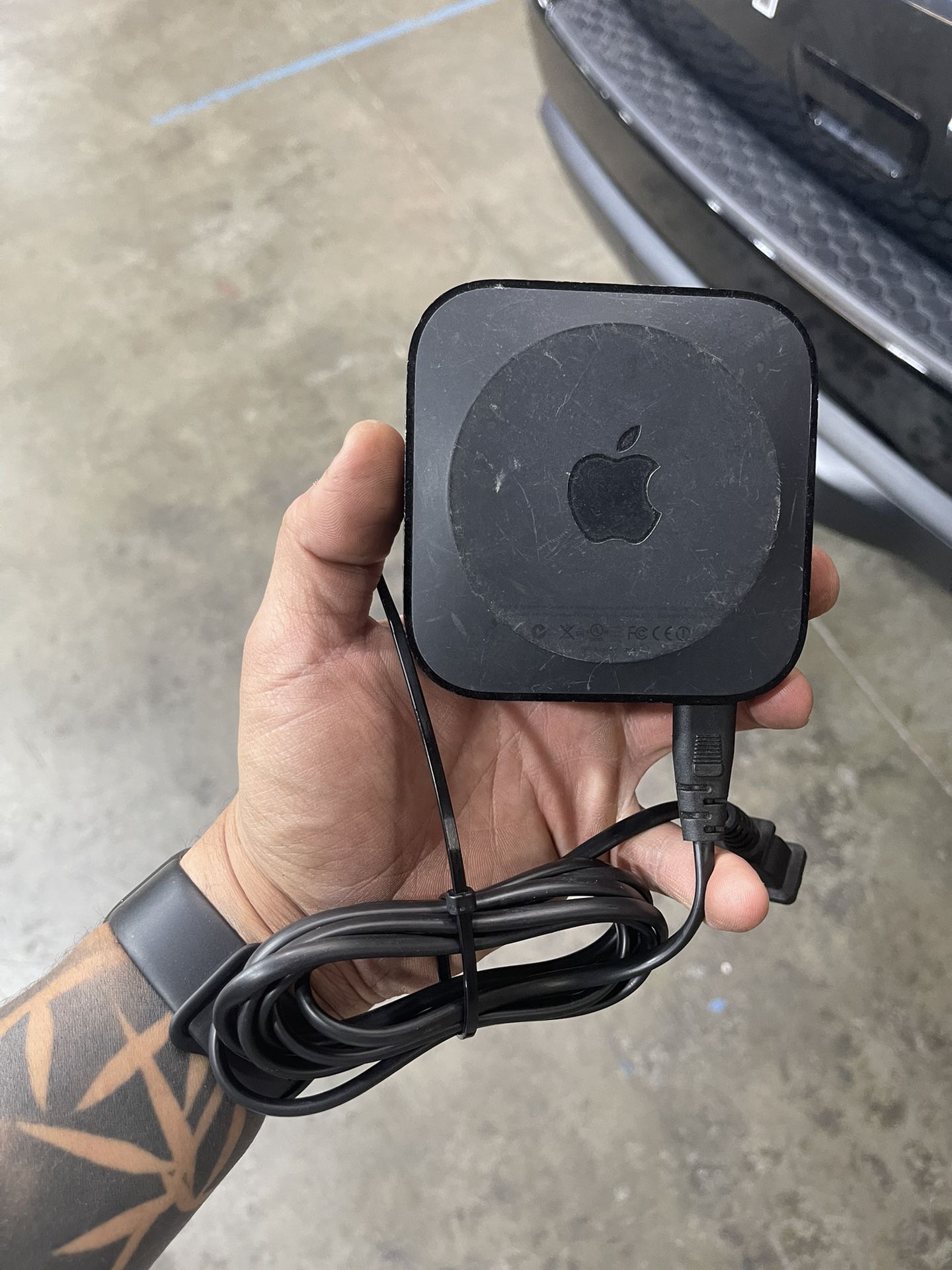 Apple Tv Source ( No Controller)