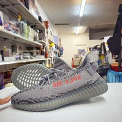 New adidas Yeezy Boost 350 V2 (Beluga 2.0) Men’s Size 9 AH2203 W/O OG box