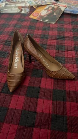 Calvin Klein Brown  Crocodile Embossed High Heels 7.5 M