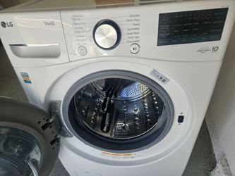 LG Front Load Washing Machine (Model: WM4200H. 5.0 cu.ft.