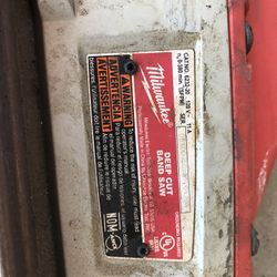 Milwaukee Deep Band Saw