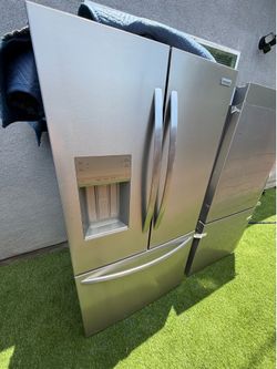 Refrigerator Frigidaire 28 cu.ft.