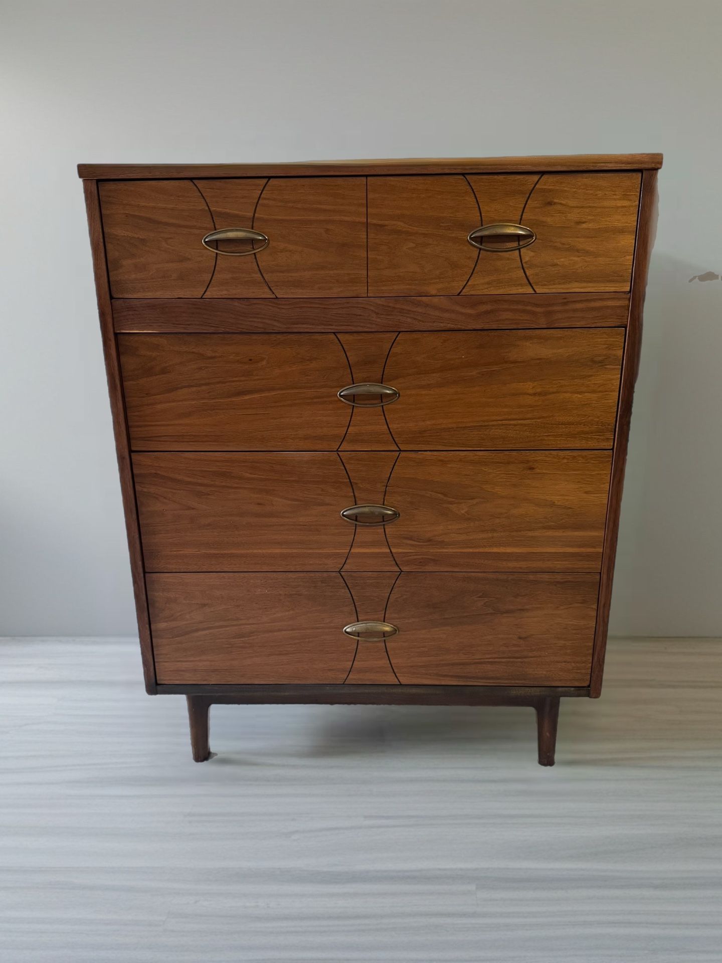 Walnut MCM Dresser 4 Drawer Dresser- Vintage