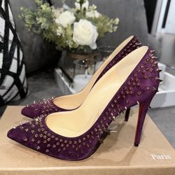 NWT CHRISTIAN LOUBOUTIN SIZE 36