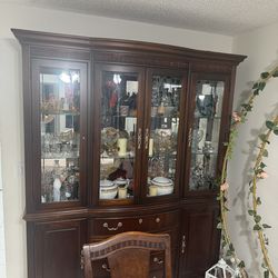 Glass cabinet