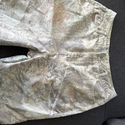 Size 32 jorts