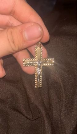 14k gold cross pendant