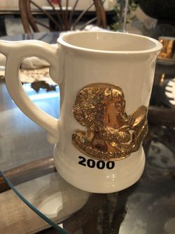 SSI   2000 Dionysus ceramic mug - gold embossing