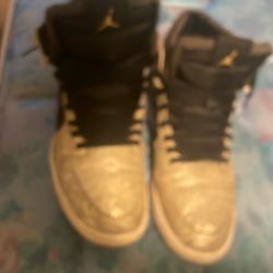 Jordan 1 Gold Laser