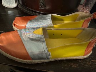 Tom’s Shoes