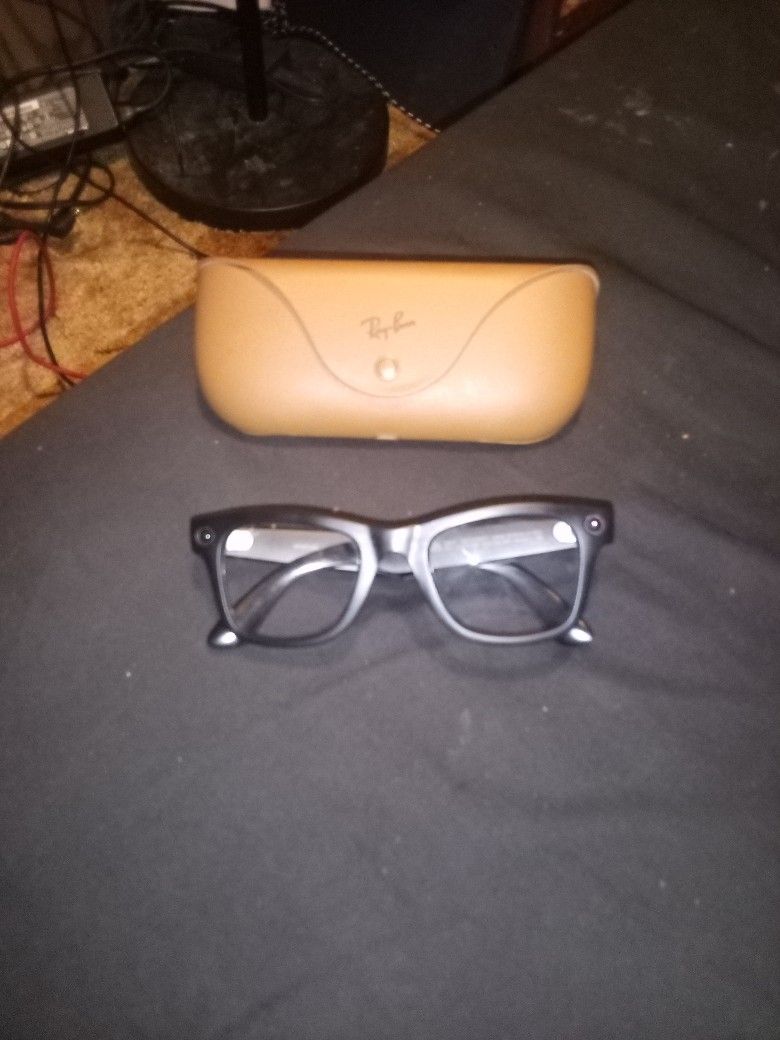 Ray Ban Meta Ai Wayfarer Smart Sunglasses 