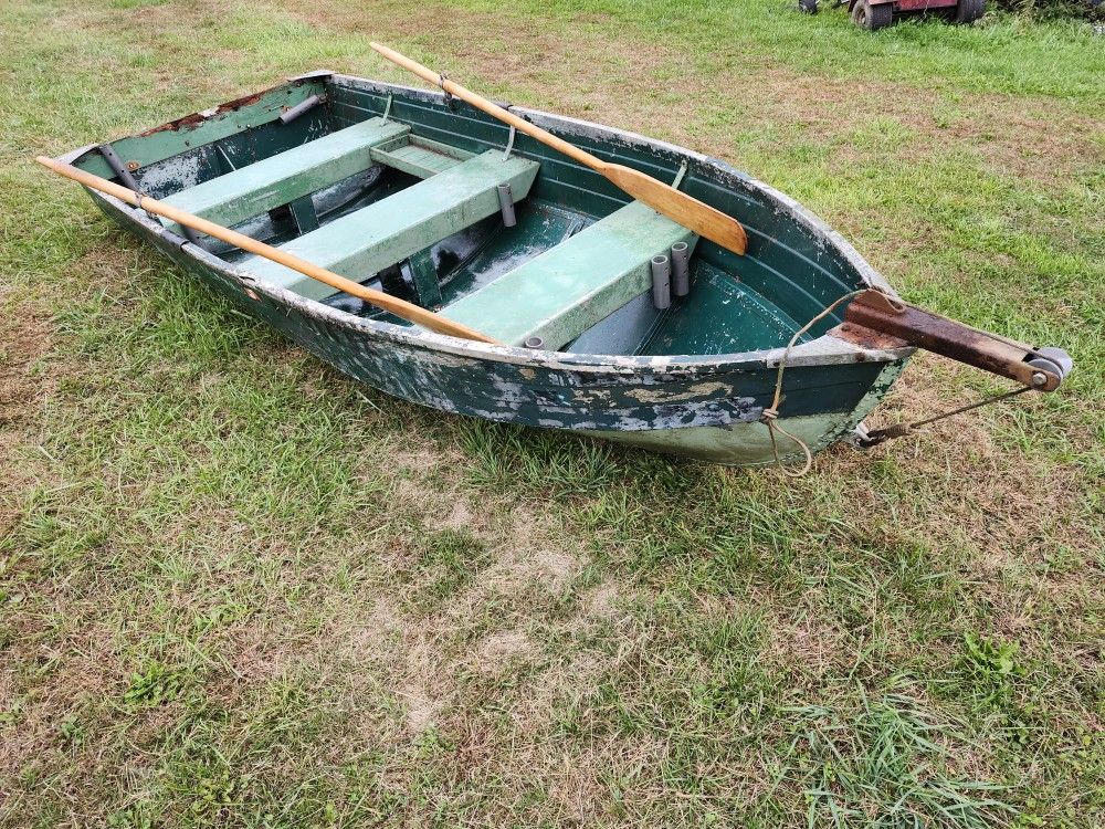 12ft Aluminum Row Boat