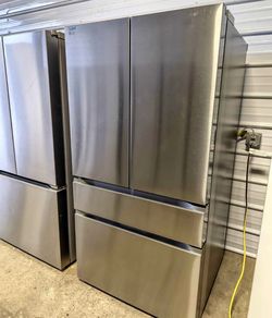 LG 4-Door French Door Refrigerator