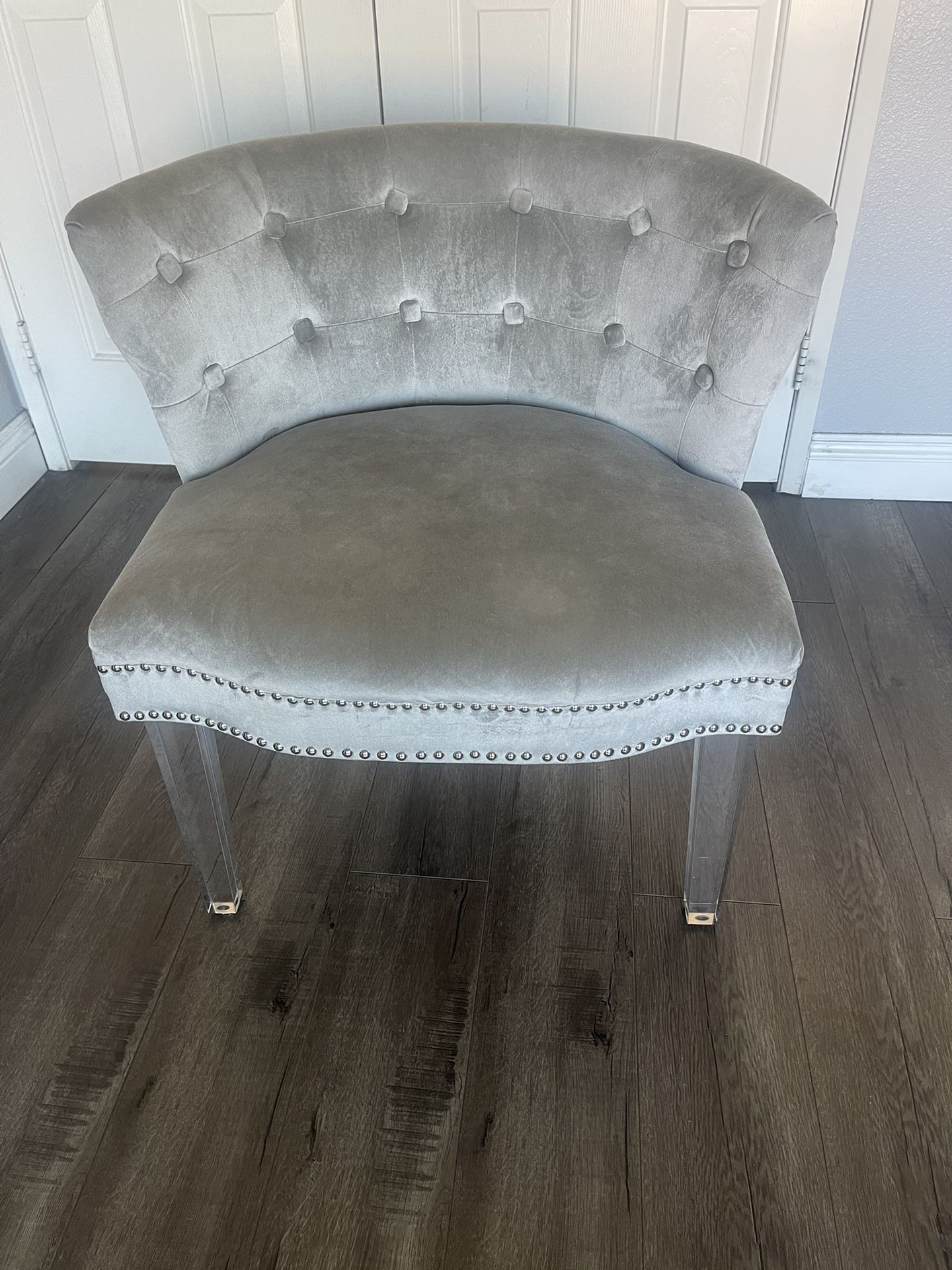 Vanity Chair Velvet Gray