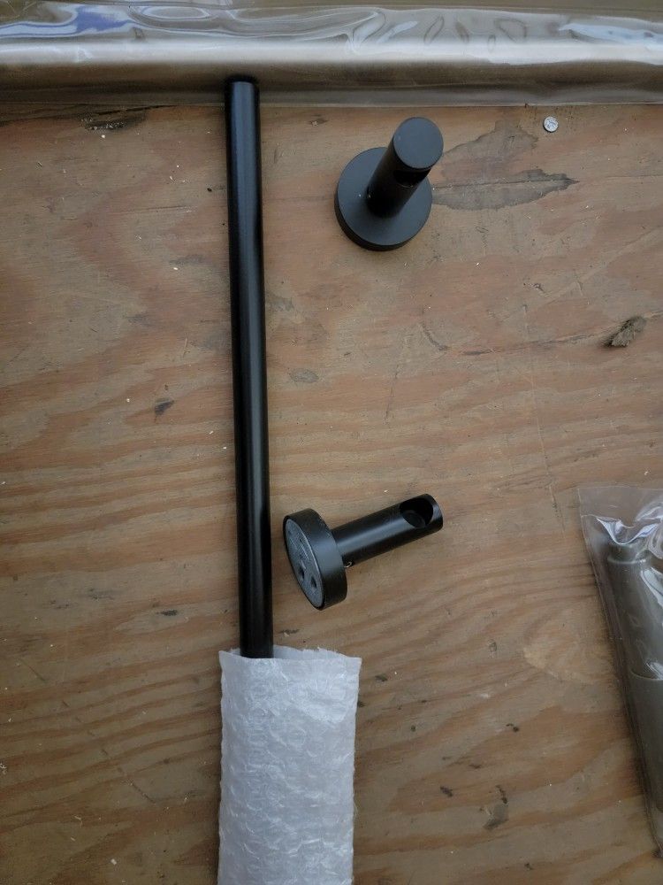 Towel Bar With Toilet Paper Holder