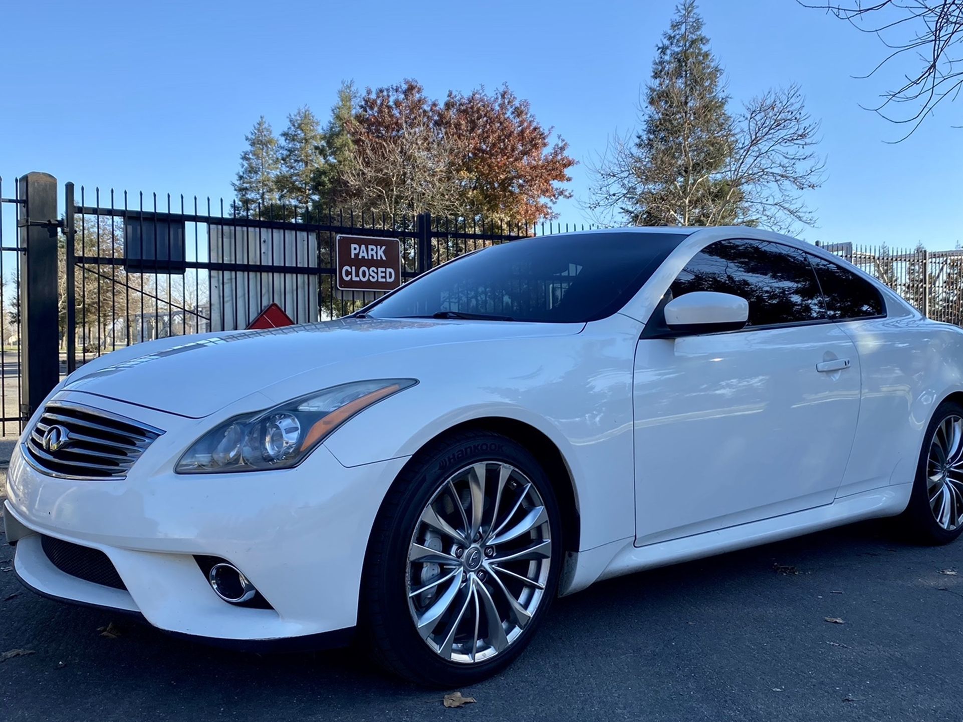 2011 Infiniti G37