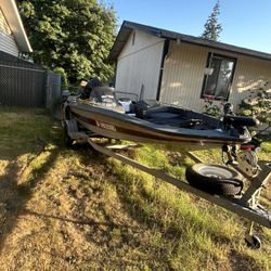 1995 Sprint Bass Boat 