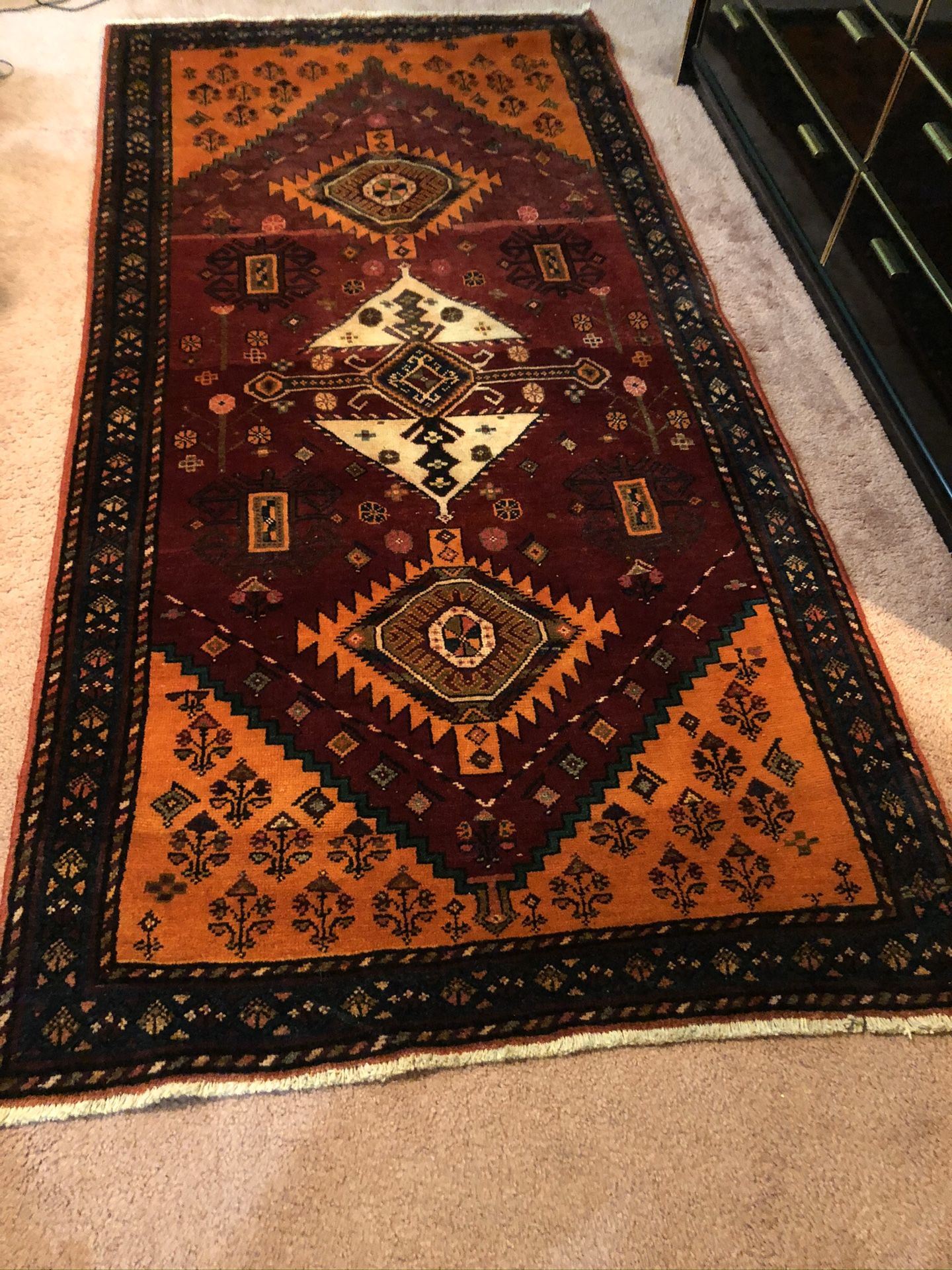 Persian design rug - New condition