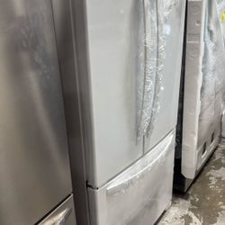Whirlpool Refrigerator 