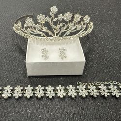 Crystal Jewelry Set – Tiara, Earrings & Necklace 