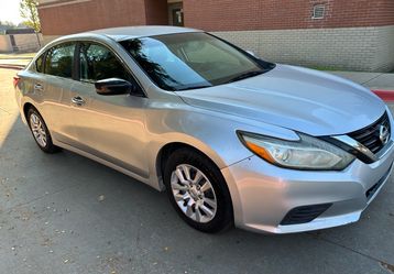 2016 Nissan Altima SV