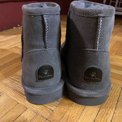 Bear paw Boots Size 10