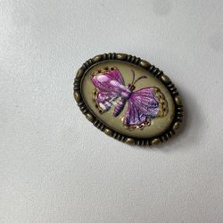 Vintage Butterfly Brooch Pin . Jewelry . Accessories 