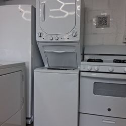 BRAND NEW OPEN BOX 24" APARTMENT SIZE STACKABLE WASHER & GAS OR ELECTRIC DRYER ! 1 YR MANUFACTURES WARRANTY 🔥 