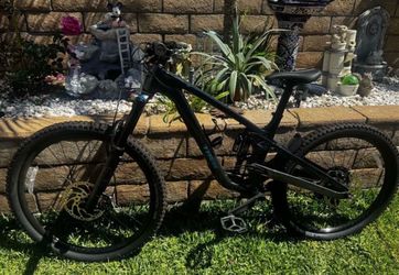 Trek Slash 8 2024 Enduro Mountain bike