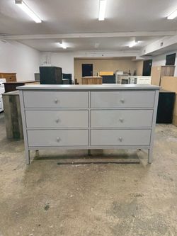 Beautiful Gray 6 Drawer Dresser