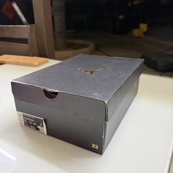 Jordan Mars 270 (GS) - BLACK/ANTHRACITE-METALLIC GOLD