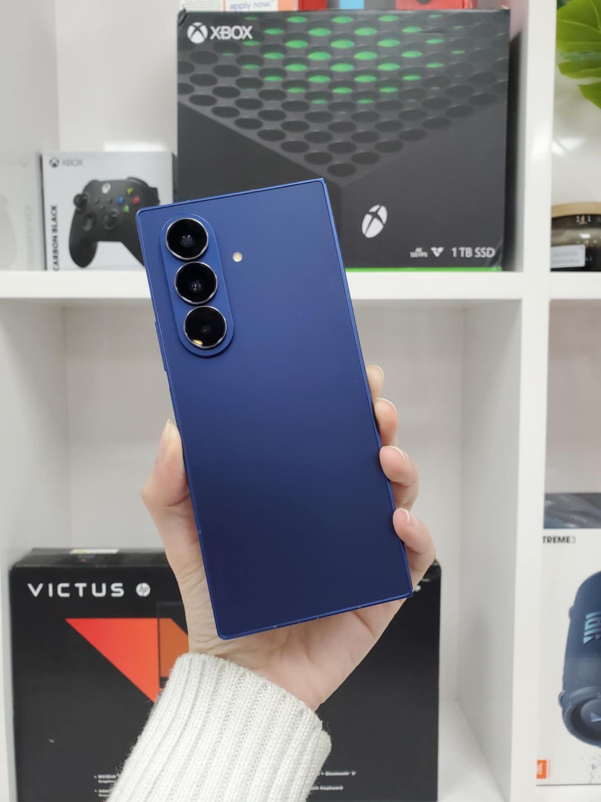 🔥 Everyone Else Sells It for $2,000 – We’ve Got the Galaxy Z Fold 7 for $1,499 or $1 to Take It Home! Save Big with Full Warranty