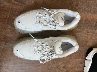 Balenciaga triple S man size 8 woman size 11