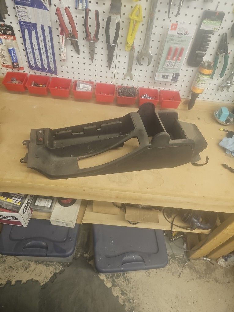E46 Center Console